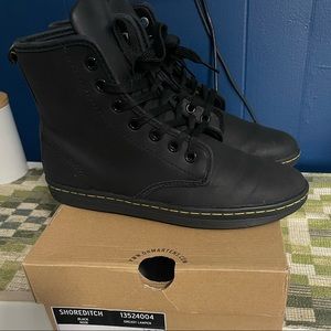 Dr. Martens Boots (W)